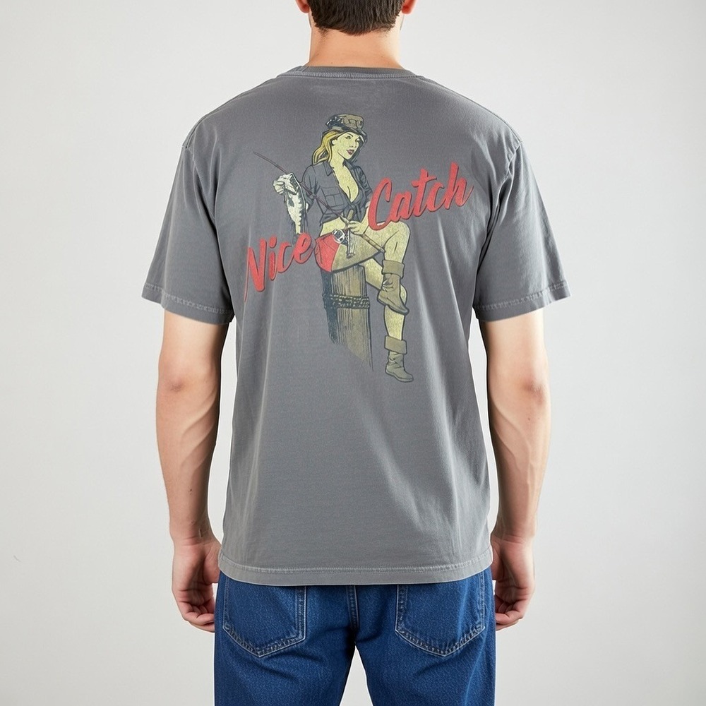 Cabelas T Shirt Men's Medium Short Sleeve Gray Nice Catch Fishing Pin Up Girl